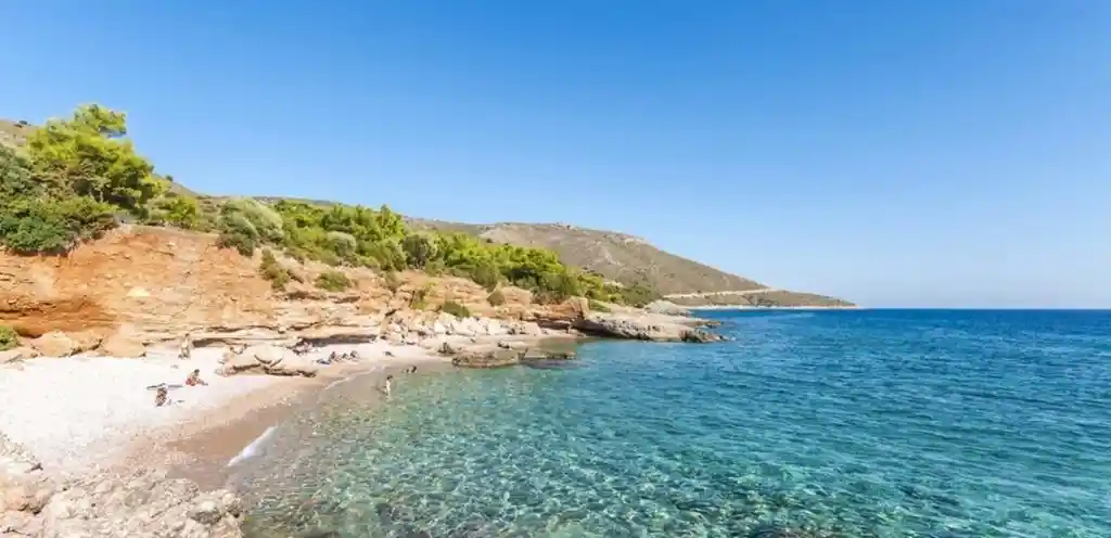 Yücel Körfez Evleri yakınında gezilecek yerler - Gebekumu Plajı