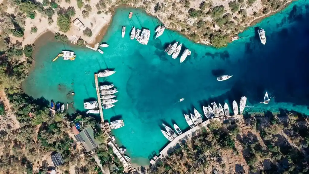 Yücel Körfez Evleri yakınında gezilecek yerler - Göcek Koyları